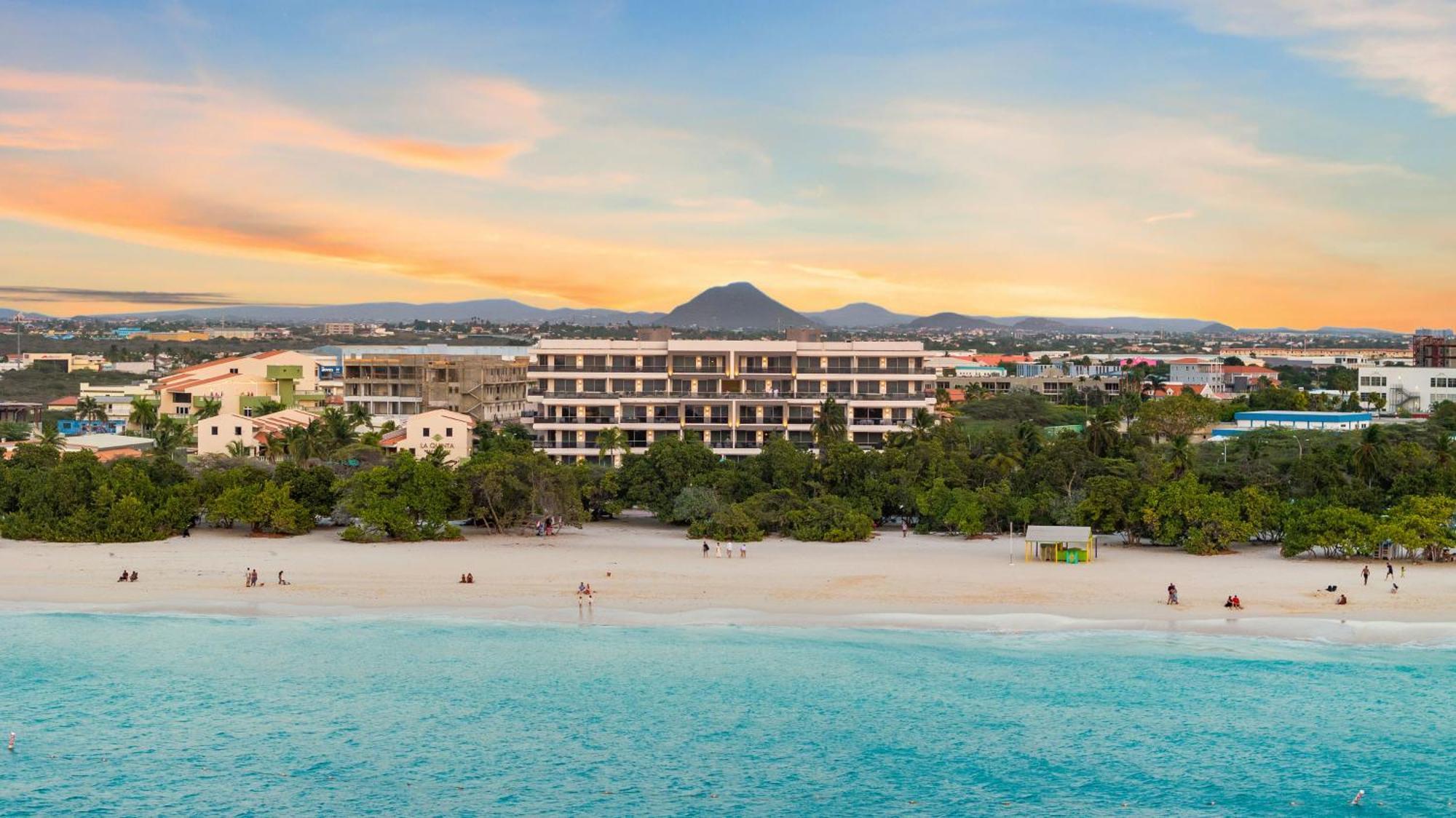 O Condominium Beachfront Residences, By Bocobay Aruba Palm Beach Dış mekan fotoğraf